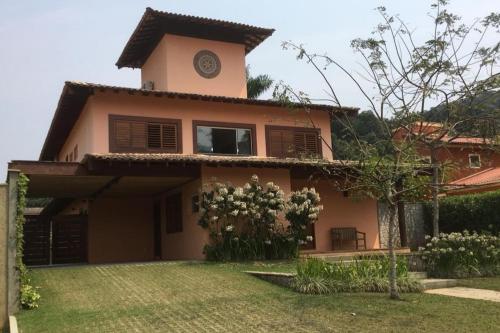 Casa do Sol em Ubatuba - Condomínio Domingas Dias (Casa do Sol em Ubatuba - Condominio Domingas Dias) in Praia do Lazaro