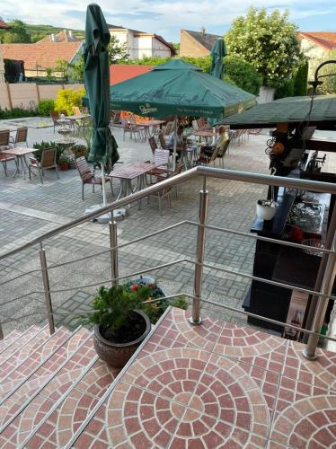 Pensiune Restaurant Indus in Okna Sibiuluja