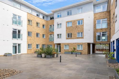 Exterior view, Roomspace Serviced Apartments -Abbot's Yard in Guildford