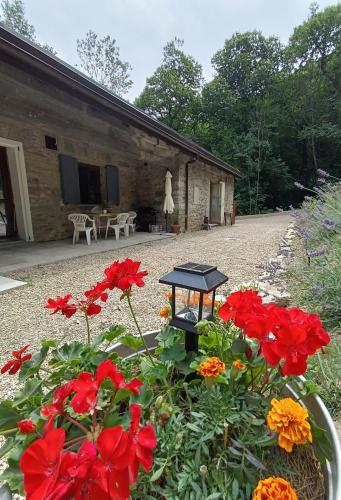 La Caserma -The Barracks - Pons