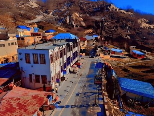 BABAR NEW SWAT HOTEL AND FAMILY APARTMENTs in Sangota