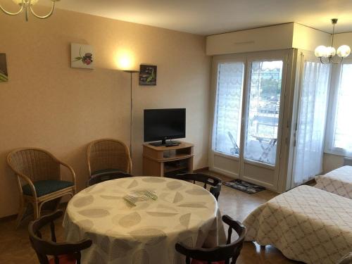 Appartement T1 29 m2 lumineux Vue lac garage
