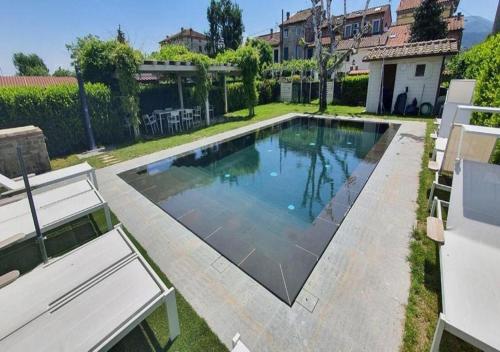 La dimora di Lorenzo - villa a Lucca con piscina