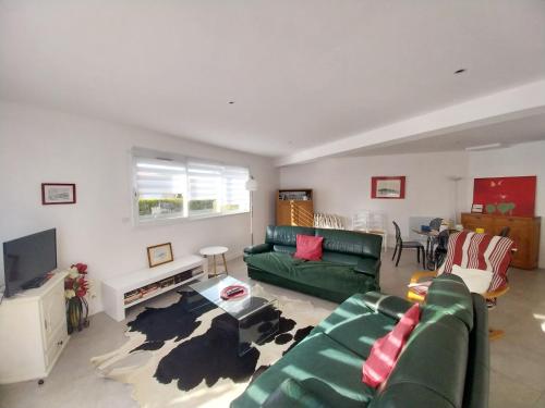 Superbe T4, RDC, 6 couchages, parking, proche plage