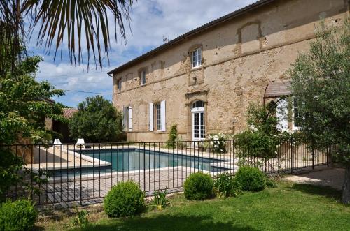 gîte Ferme St Pierre drôme, 2-4 personnes, prestations diverses