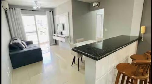 50 mt da praia regiao nobre, com serviço de praia – khách sạn tại Pitangueiras