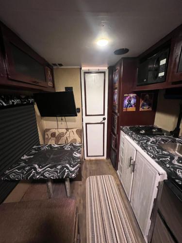 Starr Estates Marvel House Sunretreat Rv Park in Disney - Maingate West