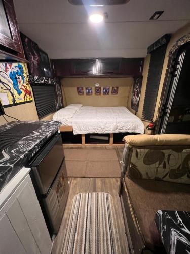 Starr Estates Marvel House Sunretreat Rv Park in Disney - Maingate West