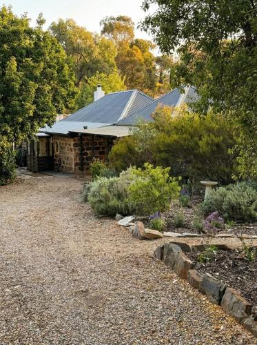 Garten, Dove Cottage Burra in Burra