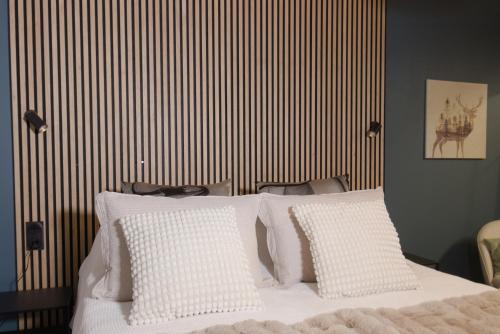 2 twin beds
