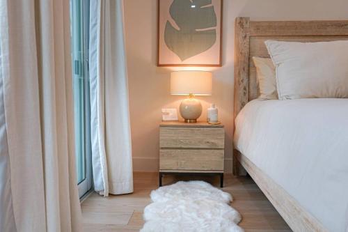 Luxury Beach Cottage - image 2