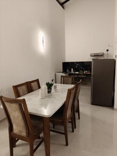 Villa romance hikkaduwa - image 2