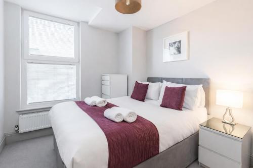 Roomspace Serviced Apartments -The Quadrant - image 13