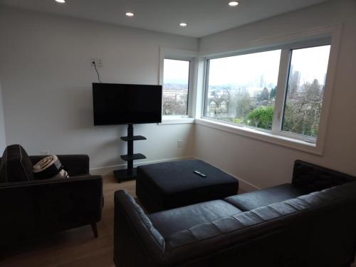 The Rupert Split Flexible Family Living – khách sạn tại Renfrew-Collingwood