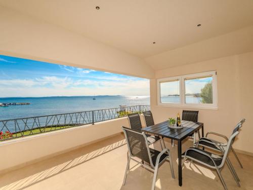 Apartment by Interhome - Location saisonnière - Privlaka
