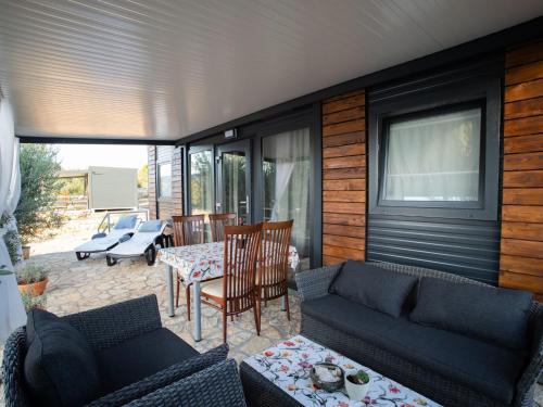 Apartment Strandhaus Lady - Ferienanlage Bain- Žut - Kornati by Interhome (Apartment Strandhaus Lady - Ferienanlage Bain- Zut - Kornati by Interhome) in Žut