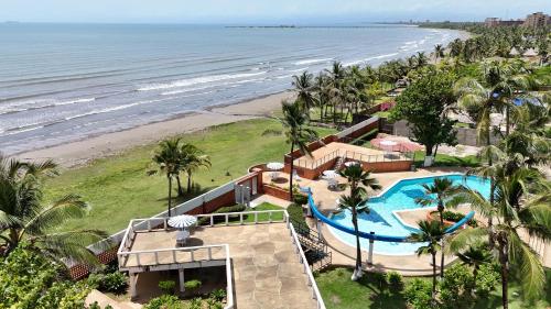 Balcony/terrace, Cozy and Relaxing Oceanfront Apartment in Tucacas