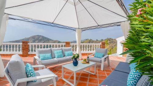 Villa Franca Competa by Ruralidays - Accommodation - Cómpeta