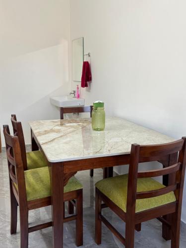 Laasya Homes YK2 - Family friendly stays in Jeppinamogaru