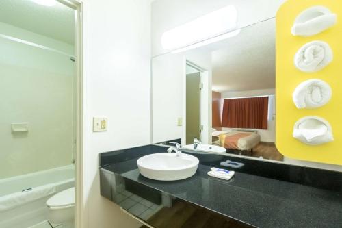 Motel 6 Crawfordsville