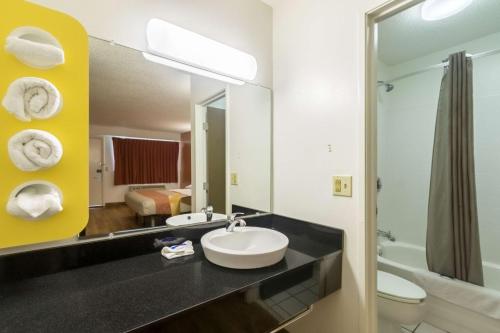 Motel 6 Crawfordsville