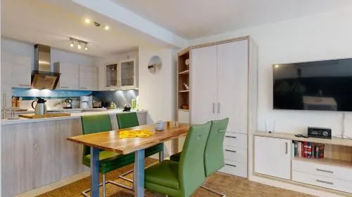 FeWo in direkter Strandlage mit Balkon und Sauna, Dünenresidenz Prora-App 111 in Binz, Deutschland