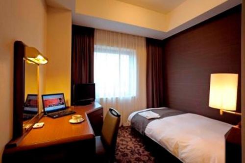 Hotel Plaza Kachigawa Stop at Hotel Plaza Kachigawa to discover the wonders of Aichi. The property offers guests a range of services and amenities designed to provide comfort and convenience. Service-minded staff will welc