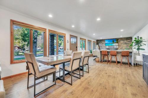 1202 Dakota Dr in Milford (IA)