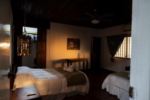 Akaru Residency in Poneloya