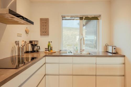 goldcrest - 3 br apartment - good view - city life in Hoyvík