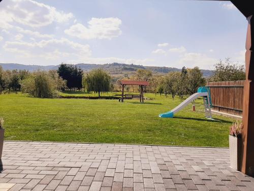 Kacsó Apartma (Kacso Apartma) in Ocna De Sus