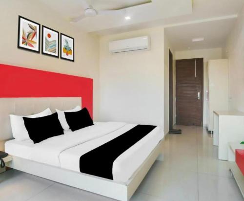 Hotel SSR stay near golden temple photo 2