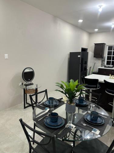 Teddys Suites in Lovlenda