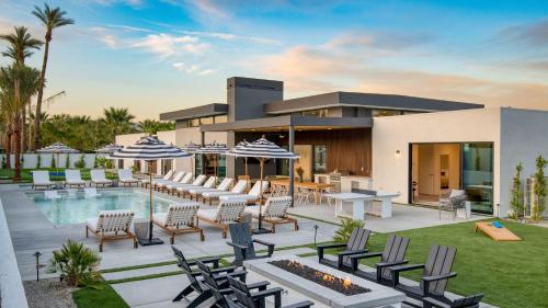 Polo Villa Serenity 2 Homes Sleeps 34 13 BDR in La Quinta, USA