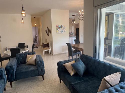 Cozy appartment in hrajel in Фарая