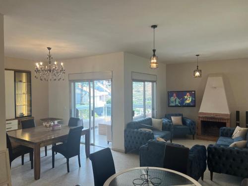 Cozy appartment in hrajel in Фарая