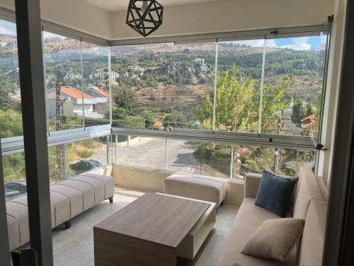 Cozy appartment in hrajel in Фарая