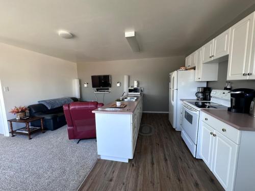 Texada Hunter Hiker friendly suite in Vananda (BC)