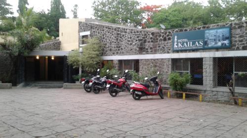 Hotel Kailas