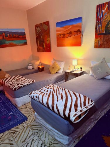 Hostel Laayoune Foum el-oued-El Marsa in Akhfennirr