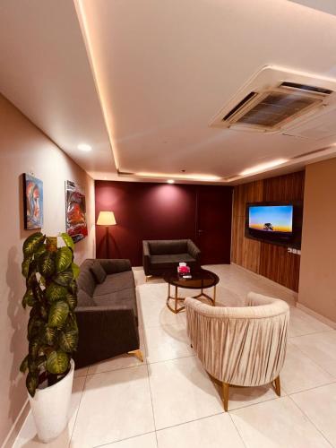 Gold Crest Premium Apartments DHA Lahore by LMY - image 8