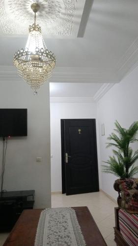 Appartement Familial Pres d'aeroport Ibn Batouta Tanger in Boukhalef