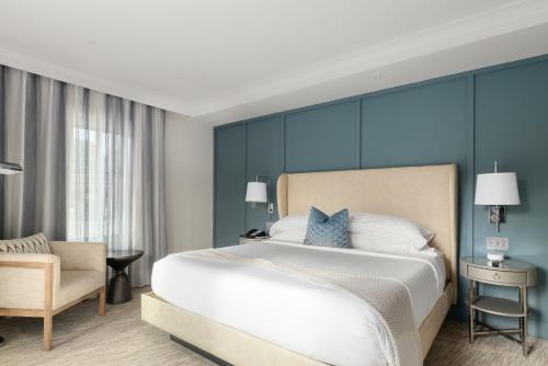 1 queen bed