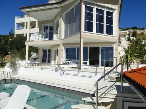 Apartment Perla 3 mit Blick auf das Wasser by Interhome - Location saisonnière - Mitlo