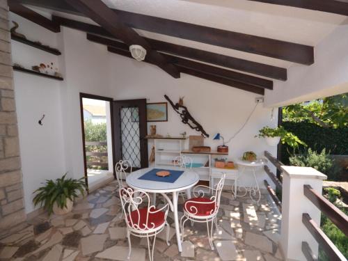 Apartment Rollstuhltauglich- Terrassen am Felsenstrand by Interhome in Breze
