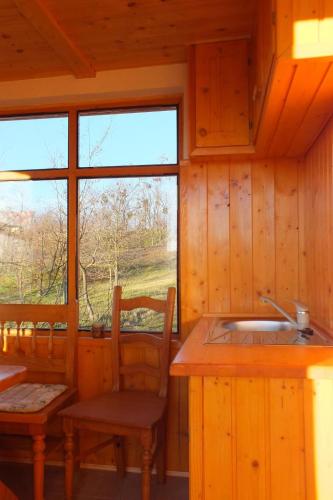 Holiday Home Müllers Ferienhaus Weinbergalm zum Wohlfühlen by Interhome (Holiday Home Mullers Ferienhaus Weinbergalm zum Wohlfuhlen by Interhome) in Dobrokoz