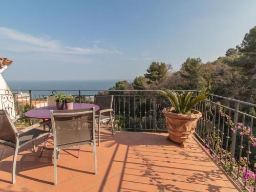 Apartment 'Casa Bald' mit Terrasse by Interhome