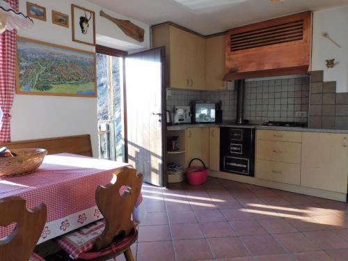 Holiday Home Maso Tòttn by Interhome (Holiday Home Maso Tottn by Interhome) in 弗拉西隆戈
