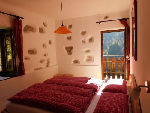 Holiday Home Maso Tòttn by Interhome (Holiday Home Maso Tottn by Interhome) in 弗拉西隆戈
