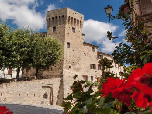 Holiday Home MarcheAmore - Torre da Bora- luxuriöser mittelalterlicher Turm by Interhome (Holiday Home MarcheAmore - Torre da Bora- luxurioser mittelalterlicher Turm by Interhome) in 馬利亞諾迪滕納